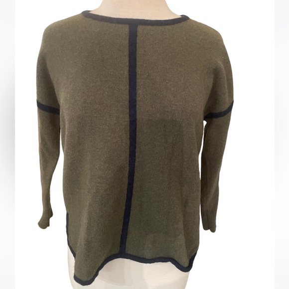 J. Crew Women’s Sweater 100% Wool Black Label Olive Green Size Small - Picture 4 of 9
